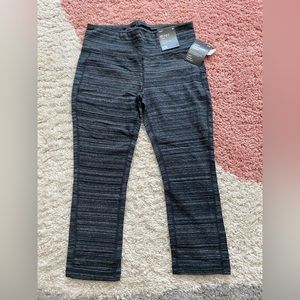 NWT GapFit GFast 21” Cotton Capris.